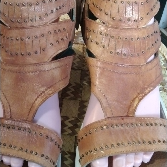 ROAN BY BED/STU SANDALS - Picture 4 of 13